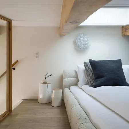 1 Bedroom Mezzanine *
